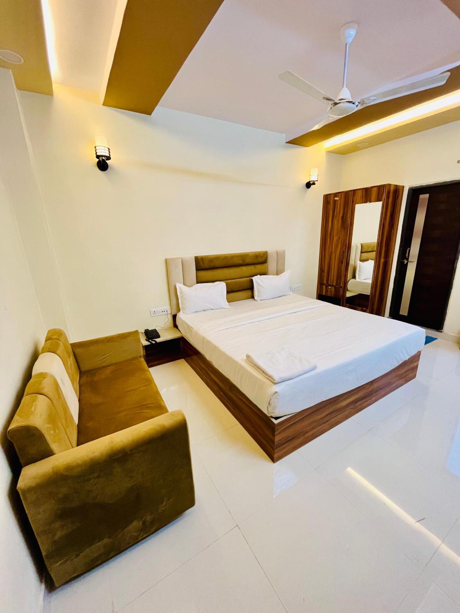 Hotel Rahat Jhalawar Екстер'єр фото