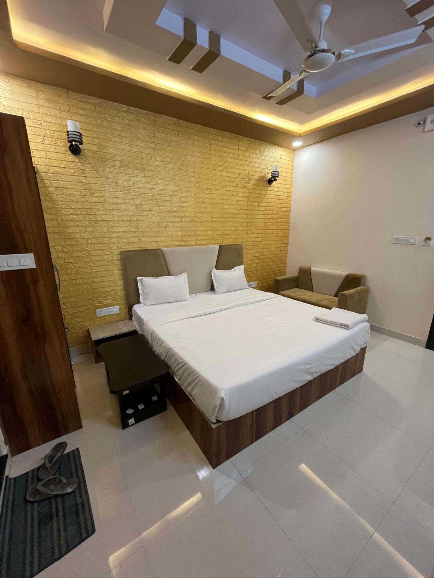 Hotel Rahat Jhalawar Екстер'єр фото